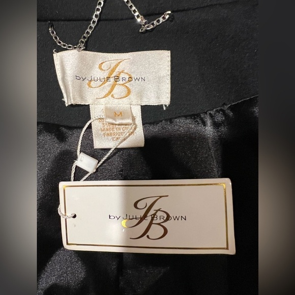 NWT - JB Julie Brown black blazer size medium - Picture 4 of 5